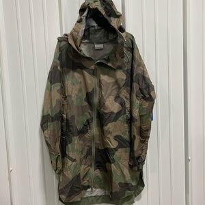 Columbia Womens Little Fields Printed Long Jacket Size Small Camo MSRP $130